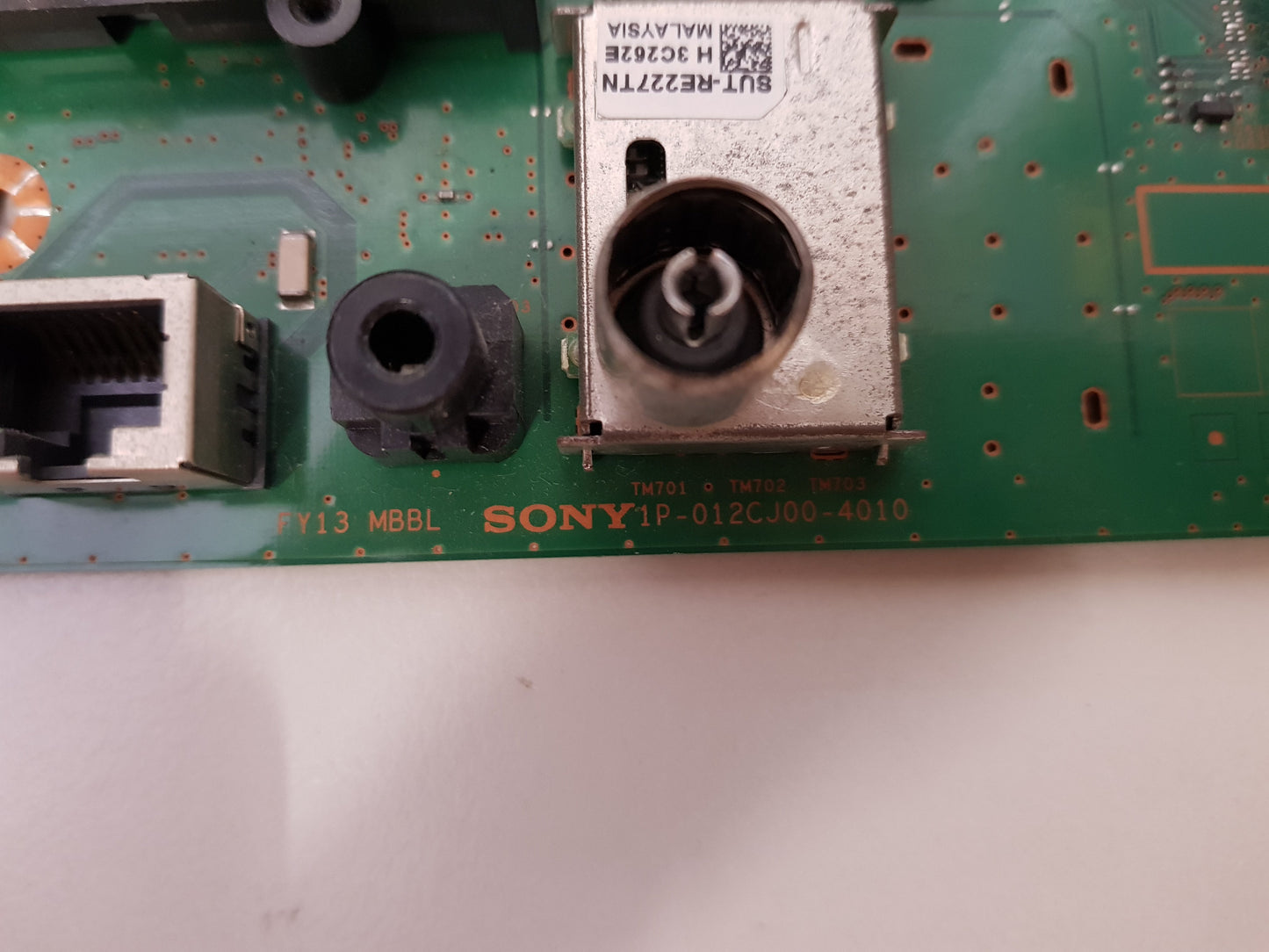 GENUINE SONY 70R550A MAIN BOARD 1P-02CJ00-4010