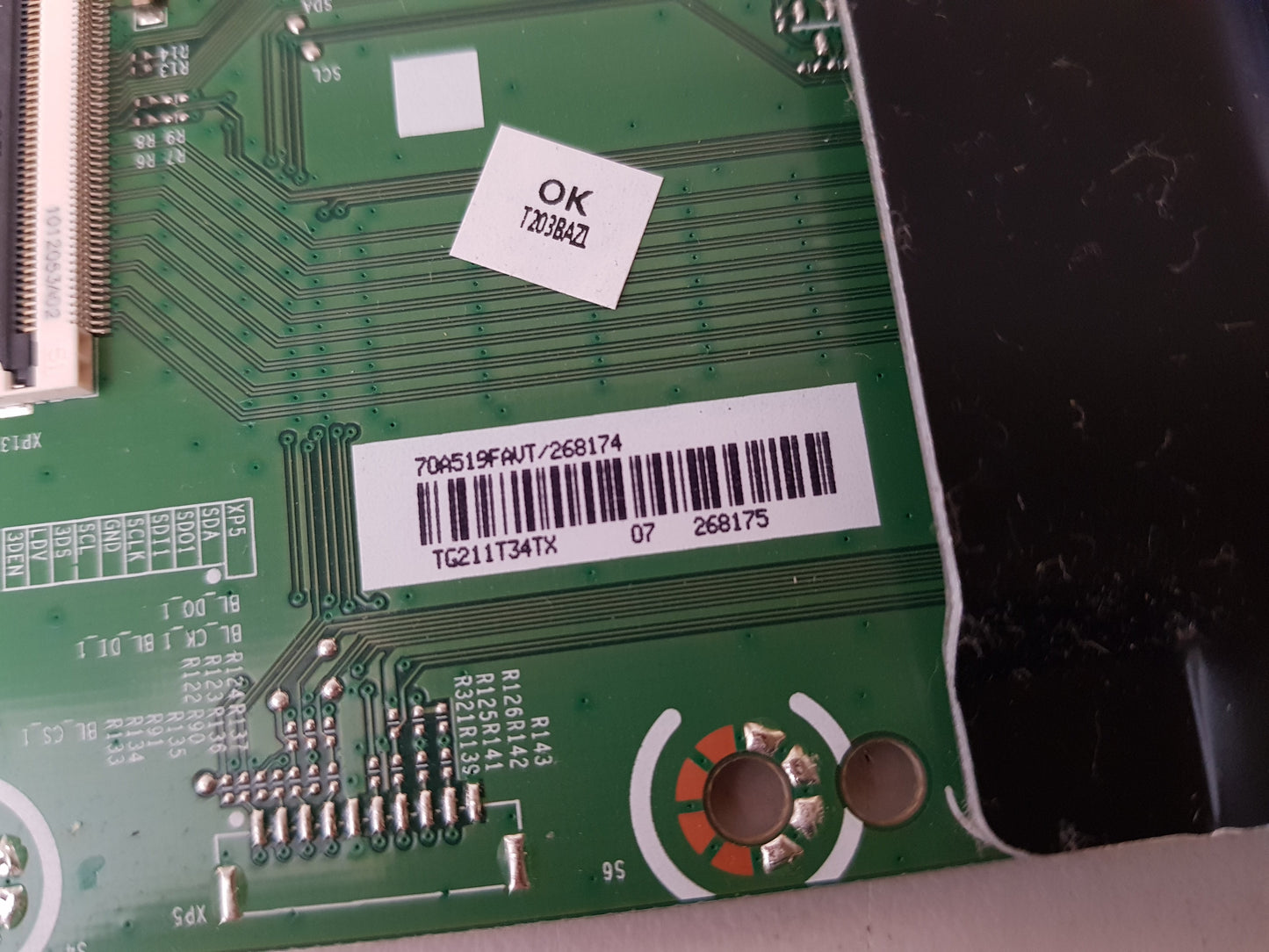 HISENSE 70S5 FRC BOARD 268175 RSAG7.820.10019/ROH