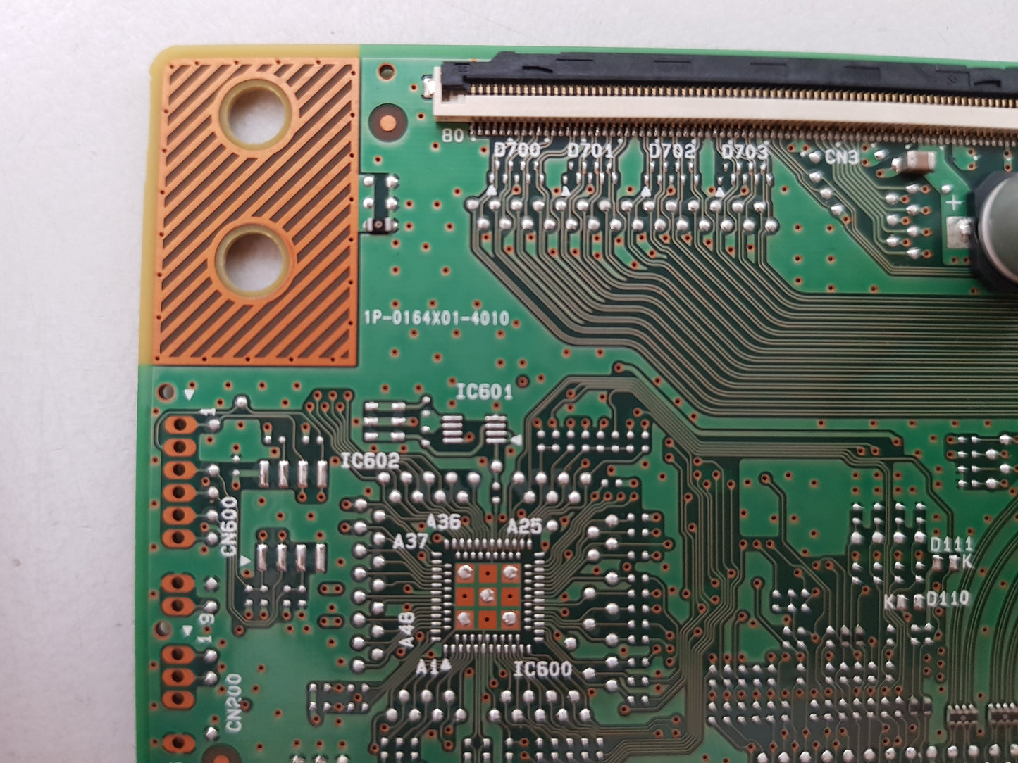 SONY KD- 70X6700E T-CON BOARD 1P-0164X01-4010 RUNTK0288FV CPWBXZV