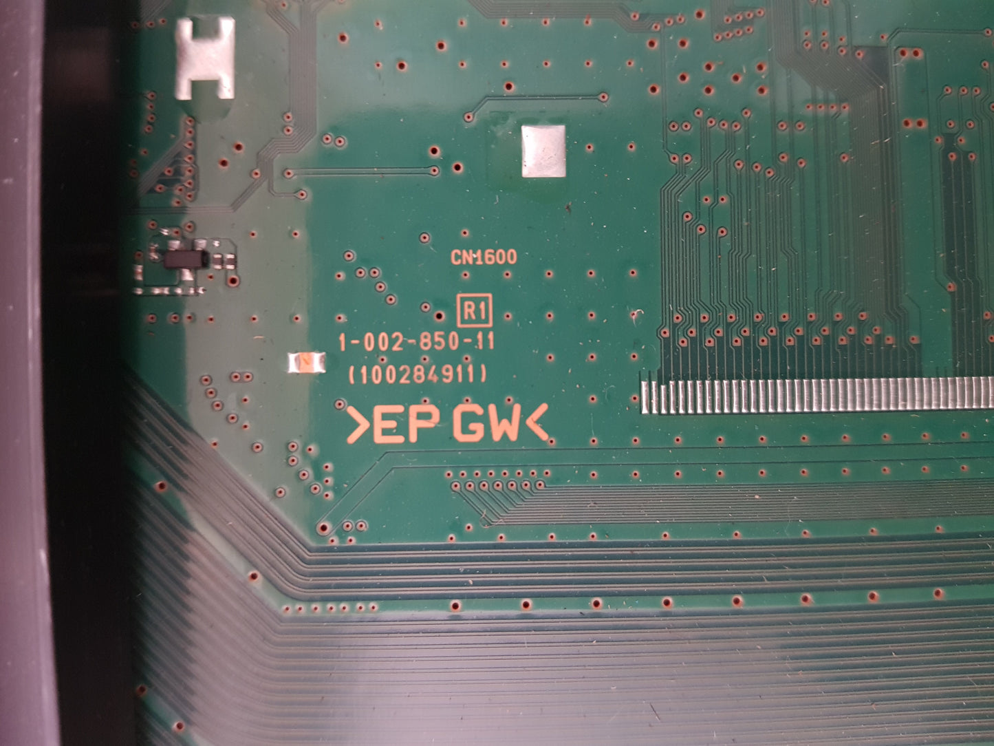 SONY KD- 43X8000H MAIN BOARD BCN 1-002-850-11 100284911 A5015325B