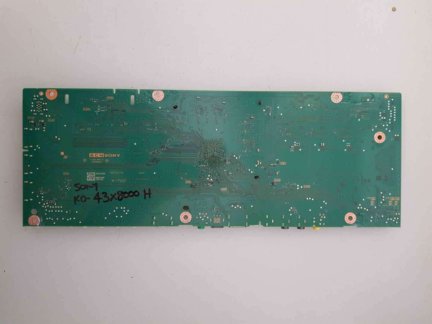 SONY KD- 43X8000H MAIN BOARD BCN 1-002-850-11 100284911 A5015325B