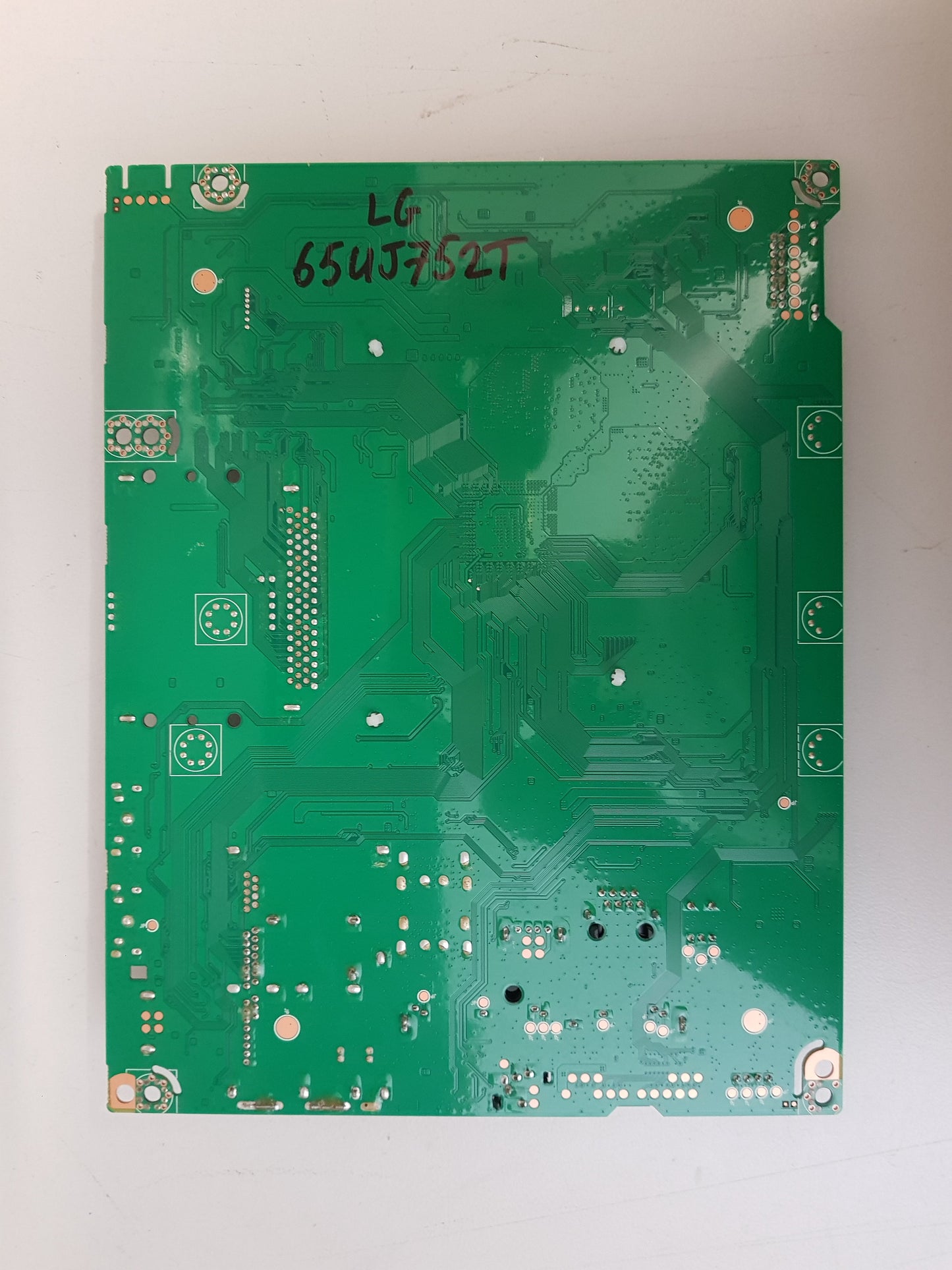 LG 65UJ752T MAIN BOARD 64069201 64558301 EAX67246603 1.0