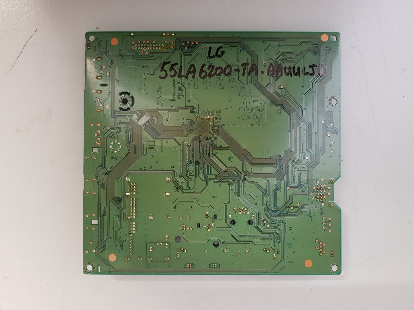 LG 55LA6200 -TA.AAUULJD MAIN BOARD EBT62399519 EAX64872105 1.0