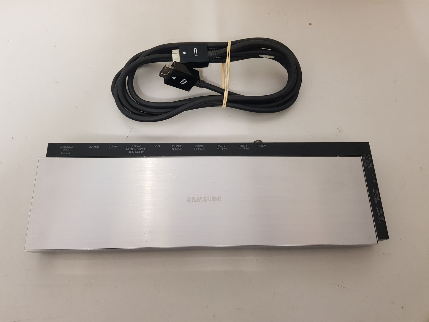 SAMSUNG UA65HU9000 + OTHER HU9000 ONE CONNECT BOX & CABLE BN94-07651W BN94-07650P