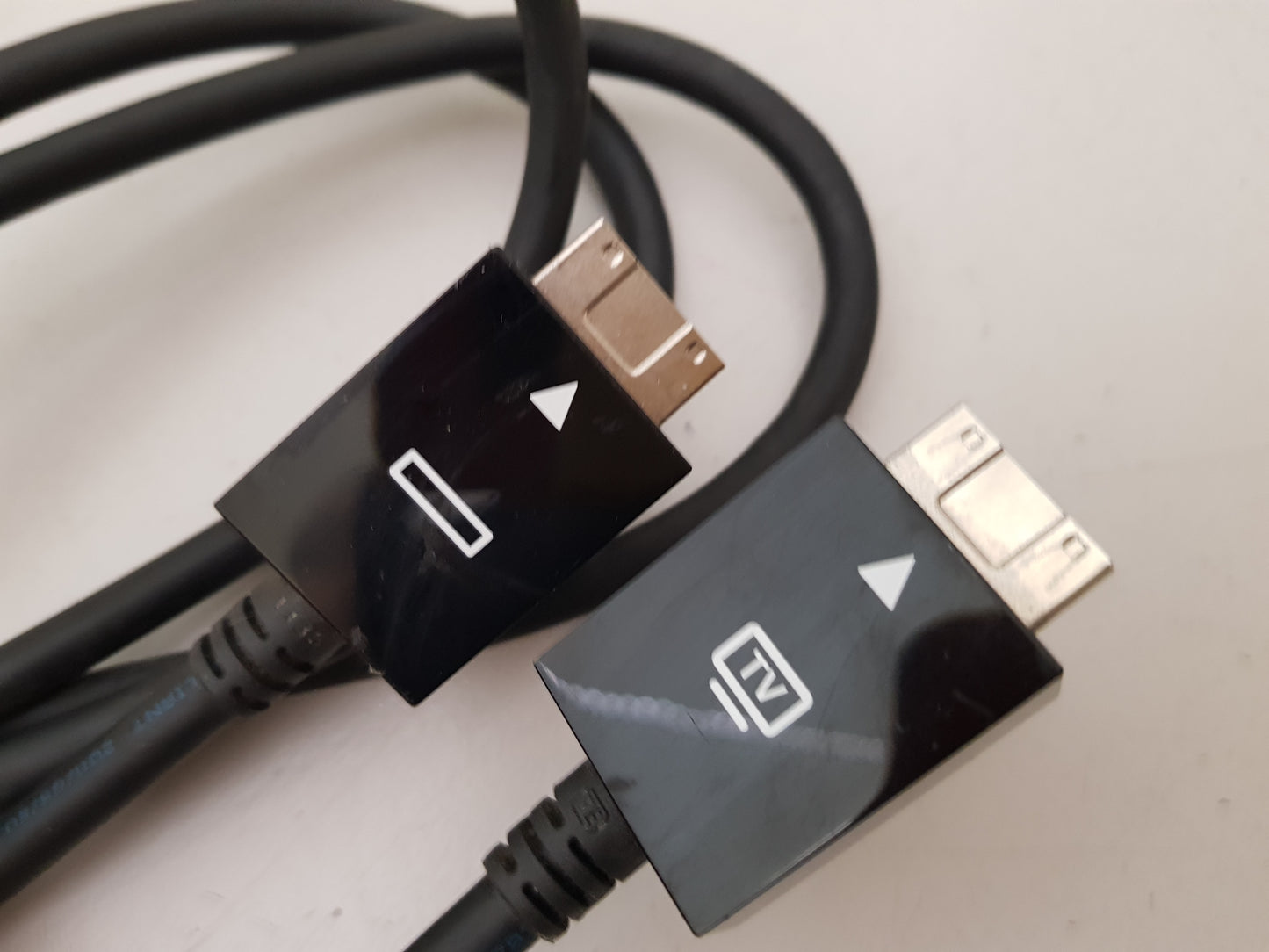 SAMSUNG HU SERIES ONE CONNECT CABLE (3 METRES LONG)