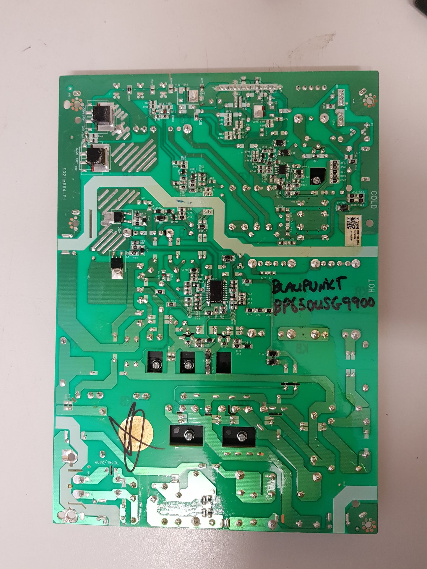 BLAUPUNKT BP650USG9900 POWER SUPPLY BOARD TV7002-ZC02-01