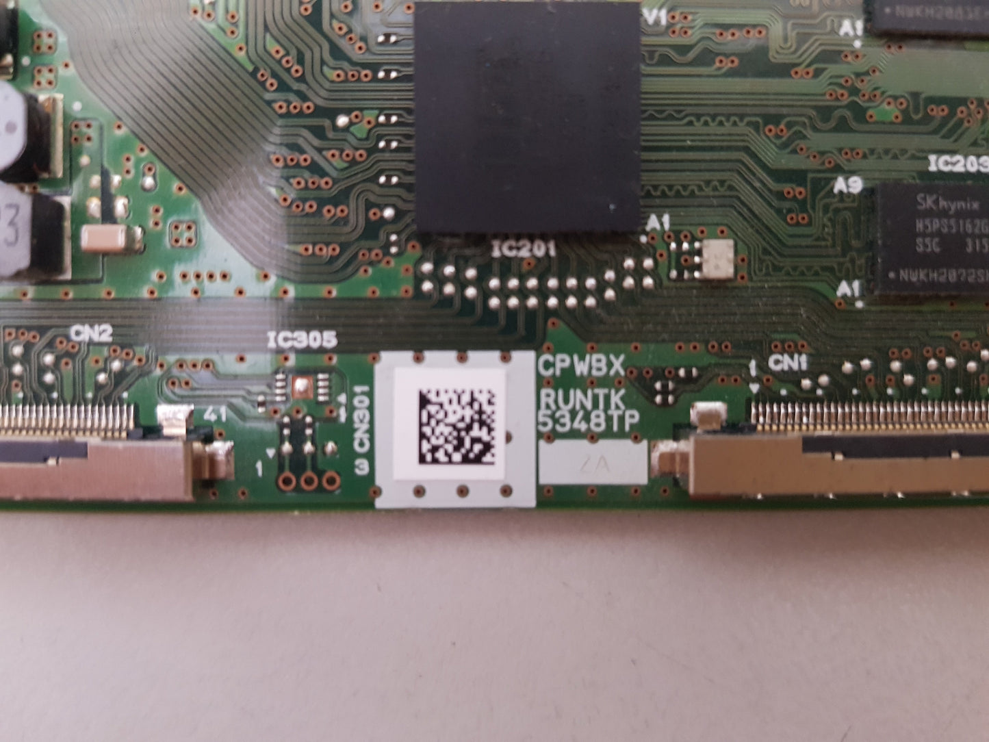 SONY 70R550A T-CON BOARD CPWBX RUNTK5348TPZA