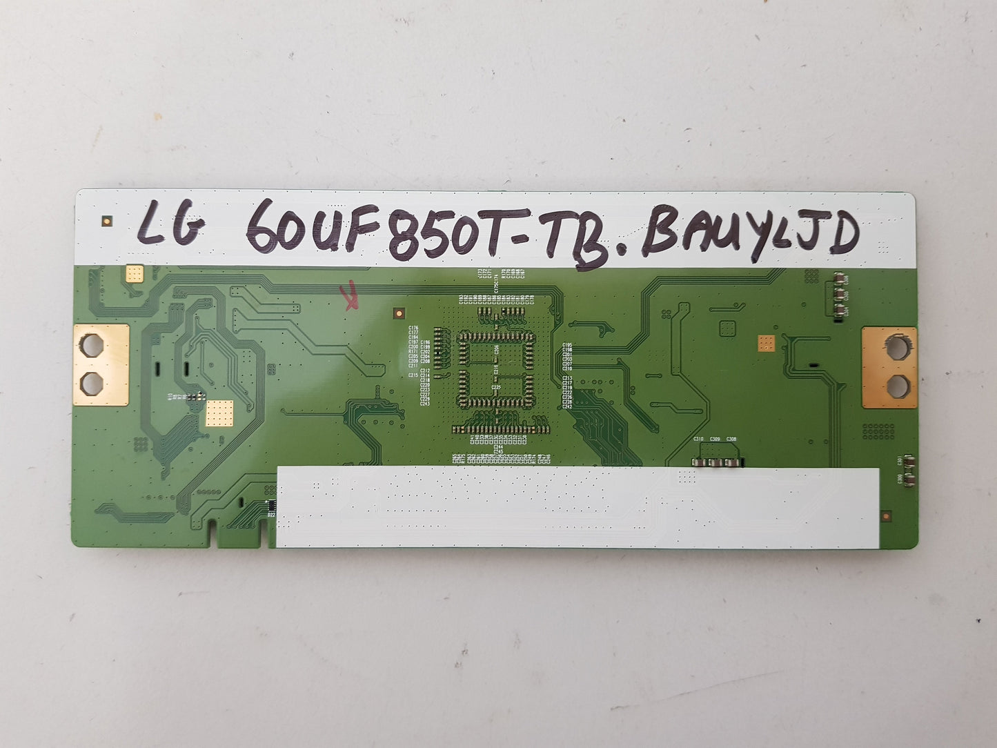 LG 60UF850T -TB.BAUYLJD T-CON BOARD 6870C-0558A 6871L-3987A
