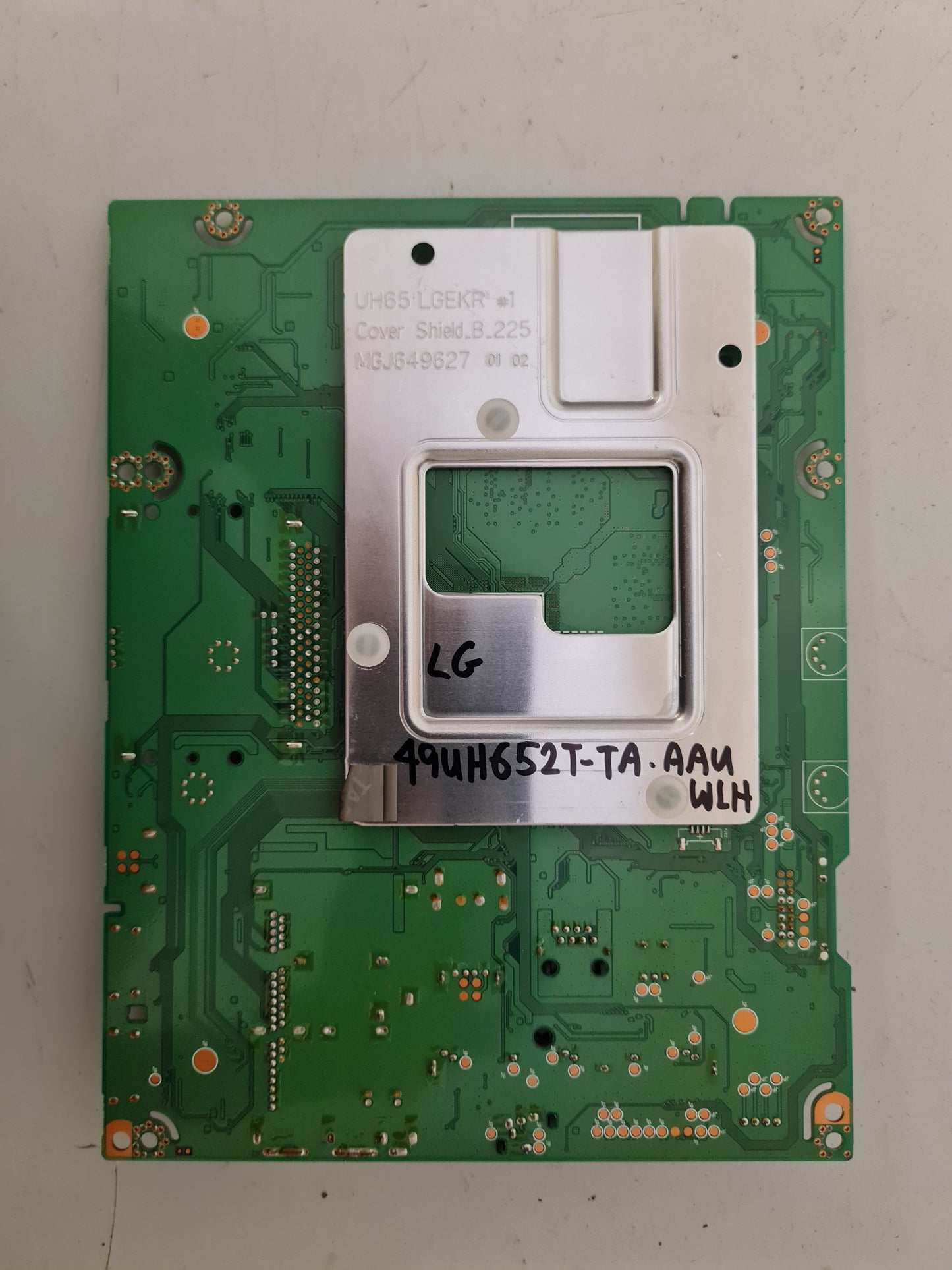 LG 49UH652T -TA.AAUWLH MAIN BOARD 63650801 64206201 EAX66804605 1.0