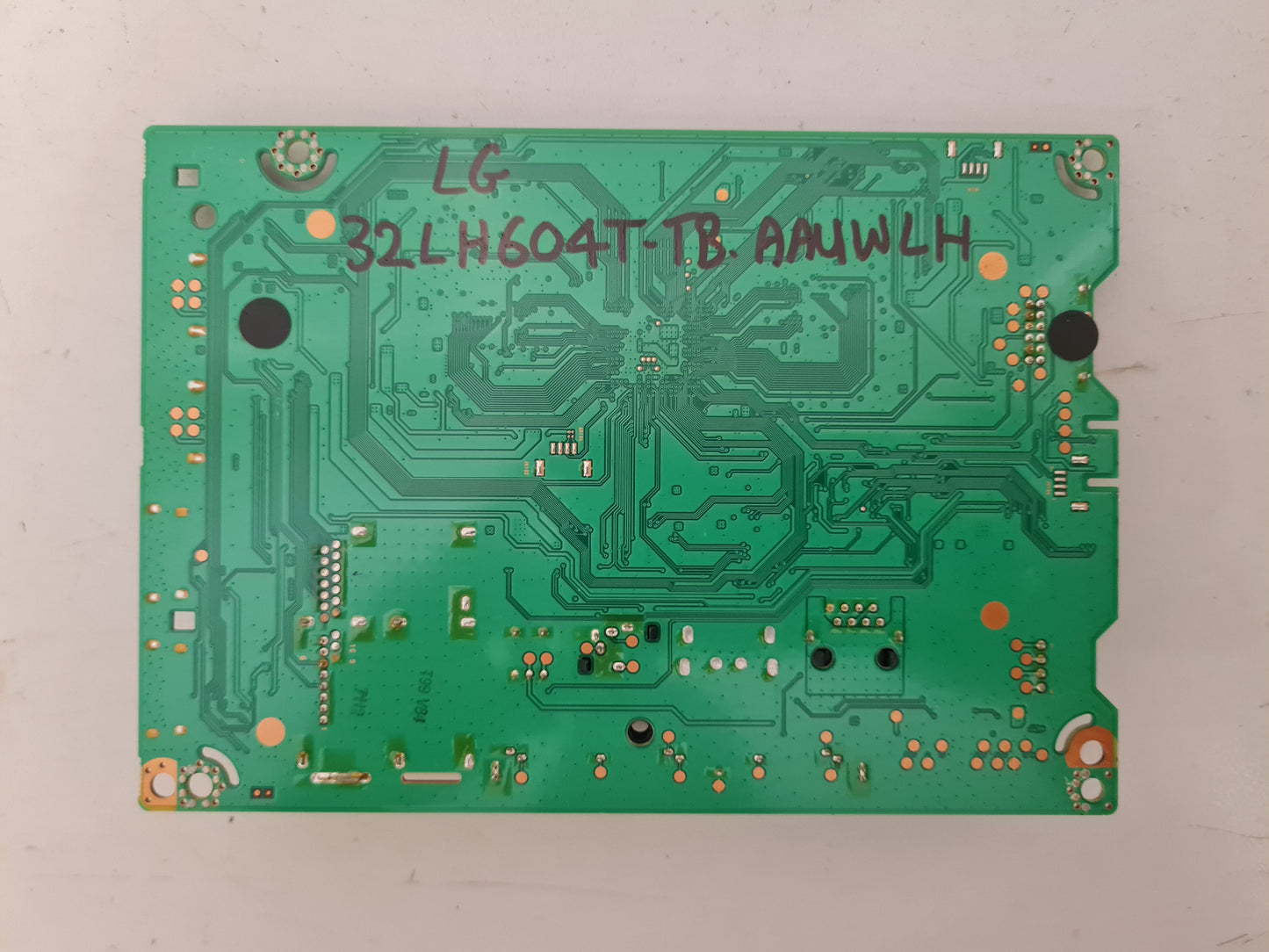 LG 32LH604T -TB.AAUWLH MAIN BOARD 63708901 64237901