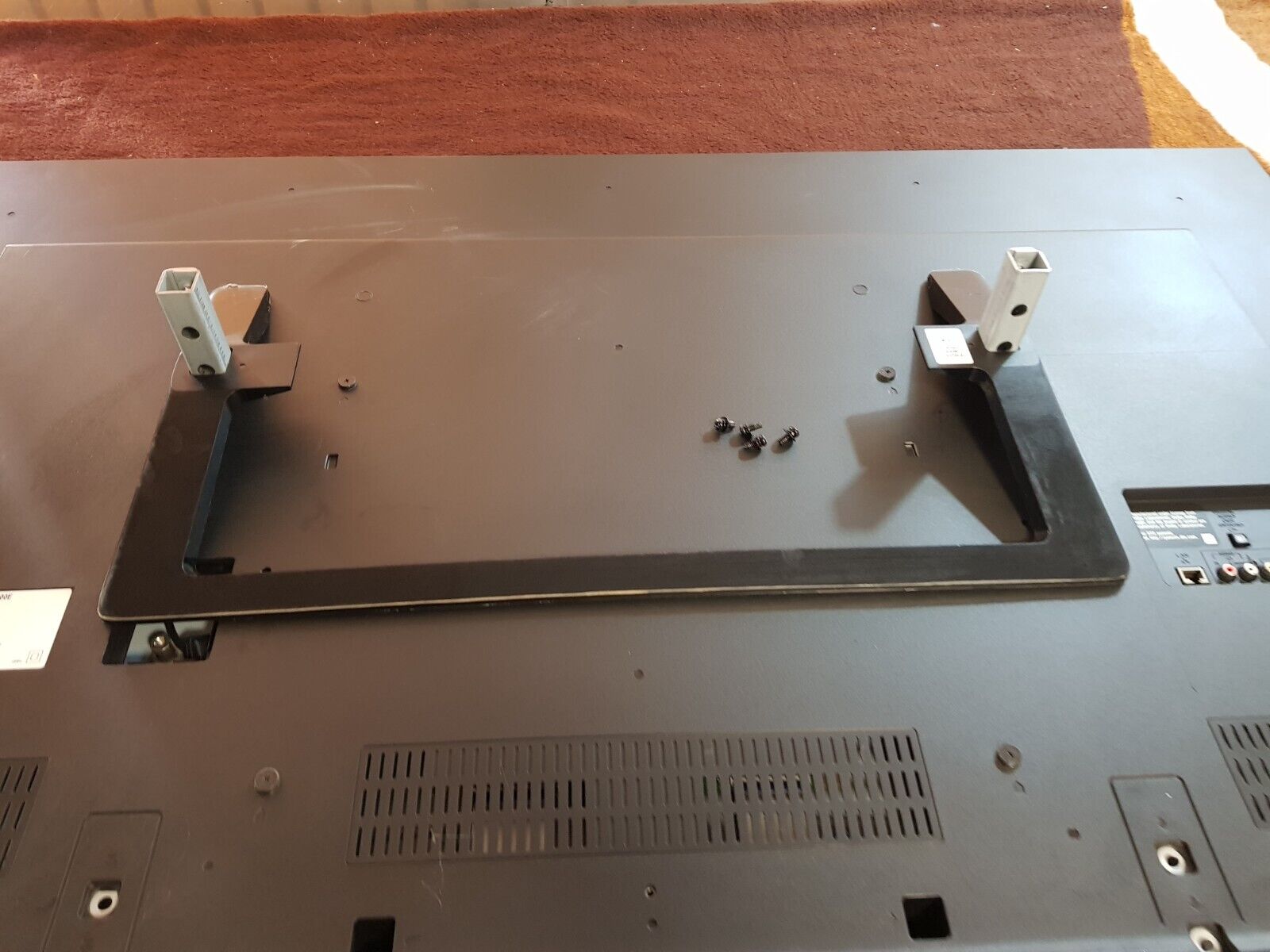 GENUINE SONY KD- 60X6700E STAND & SCREWS