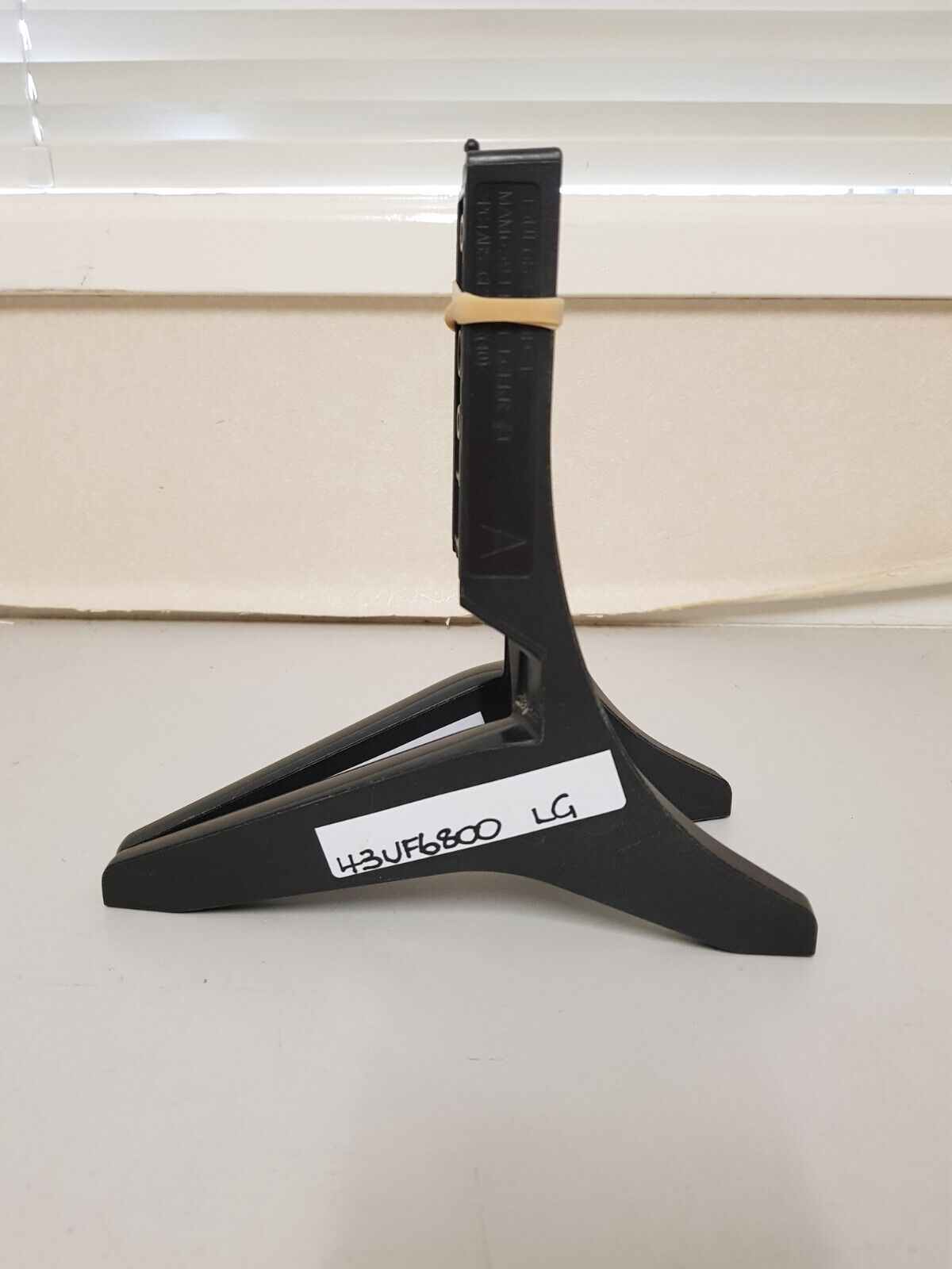 GENUINE LG 43UF6800 L&R FEET