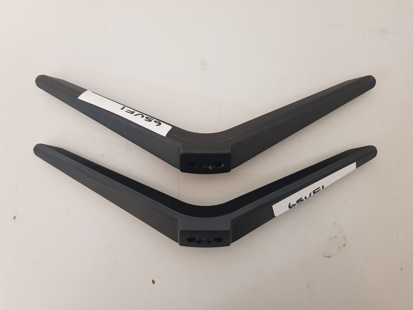 GENUINE FFALCON 65UF1 L&R FEET