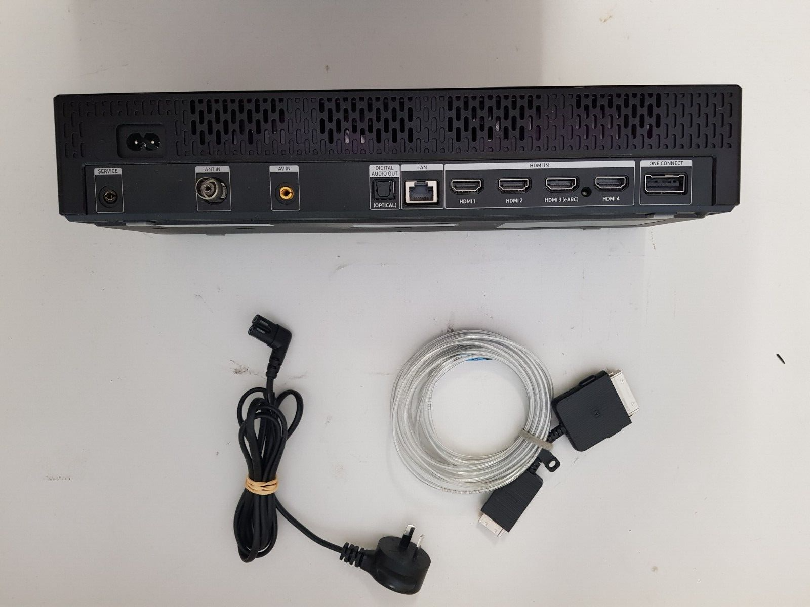 GENUINE SAMSUNG 43LS03T 50LS03T 55LS03T ONE CONNECT BOX & CABLE/S SOC1001T