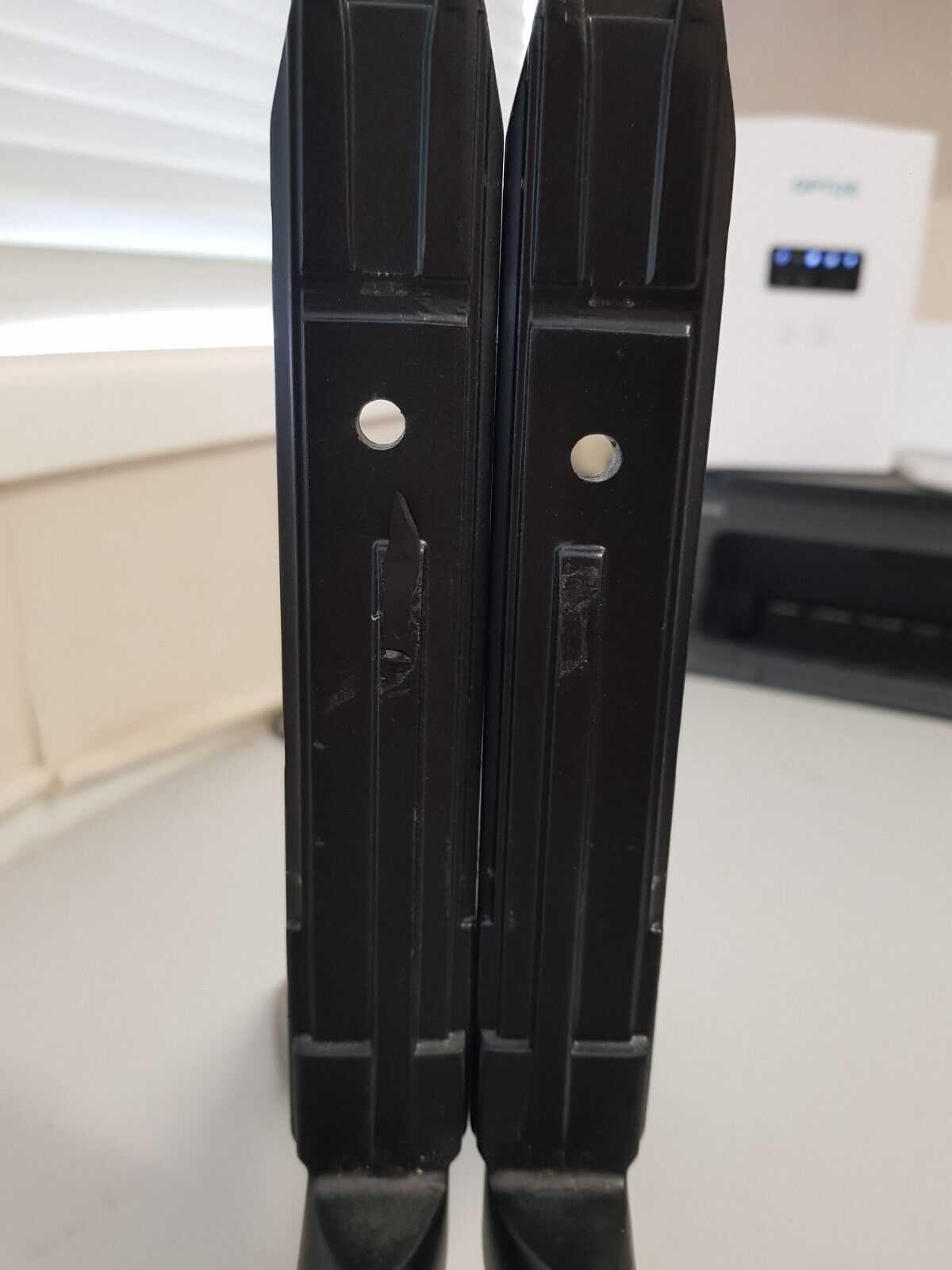 GENUINE SAMSUNG 82" 85" Q60T Q70T L&R FEET BN96-50833G BN96-50834A