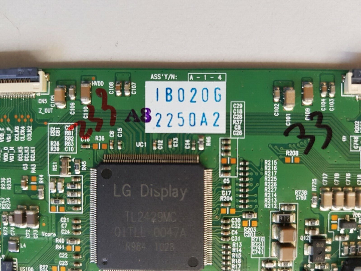 GENUINE SONIQ E32ZB10 T-CON BOARD 6870C 0312C 6871L-2250A