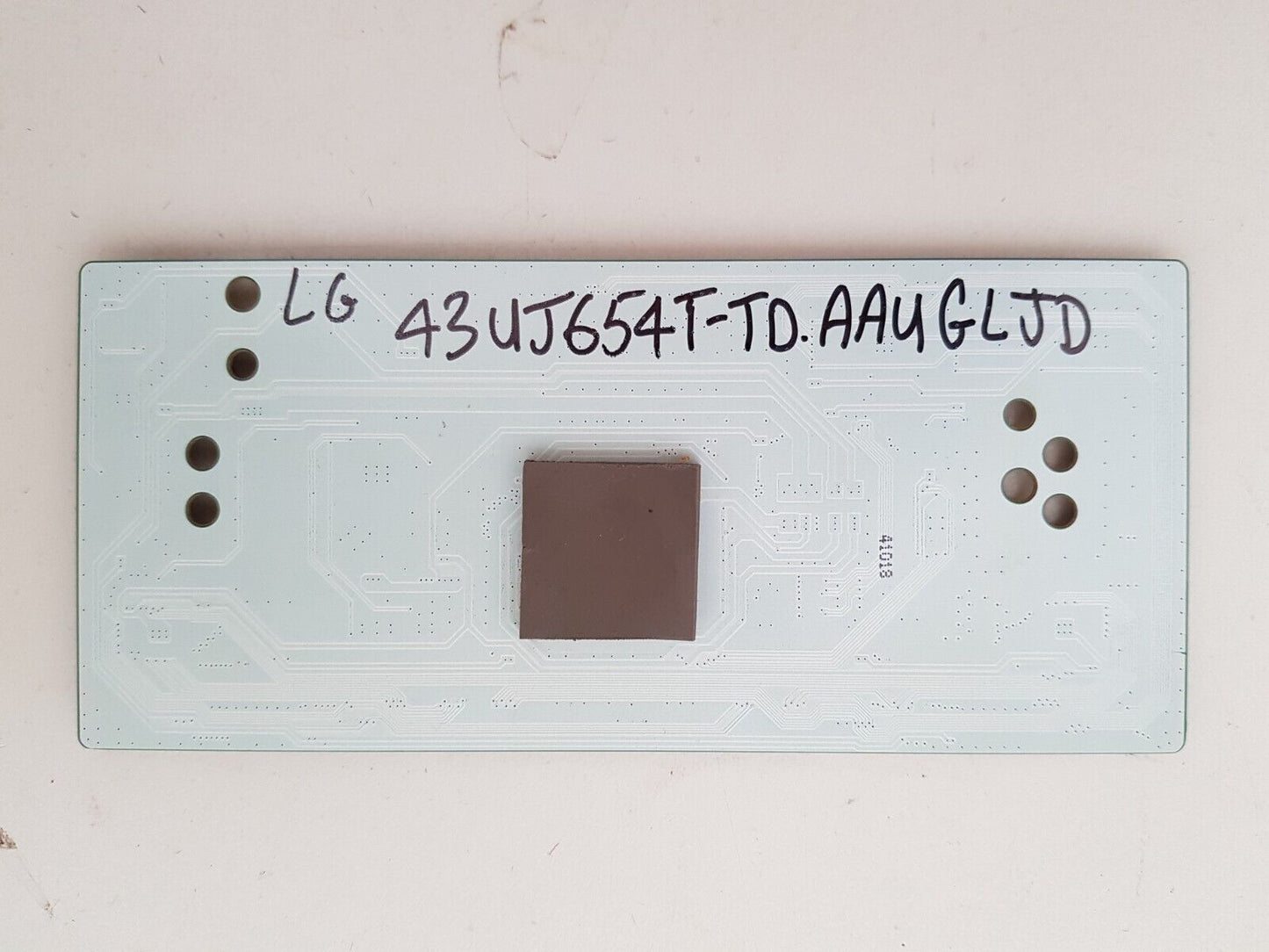 GENUINE LG 43UJ654T T-CON BOARD HV430/550QUB-N4D 47-6021117 HV430QUBN4D44