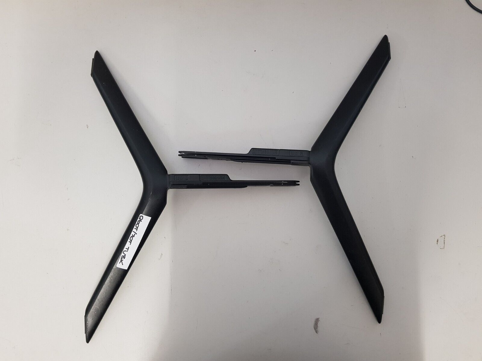 GENUINE SAMSUNG 82" 85" Q60T Q70T L&R FEET BN96-50833G BN96-50834A