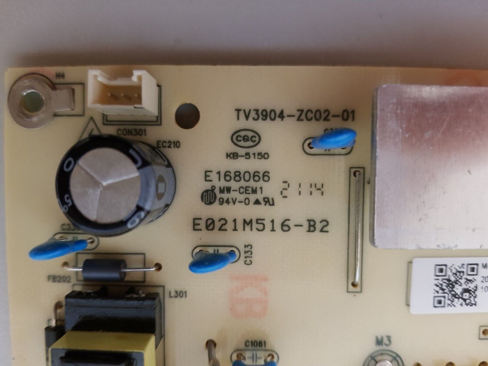 GENUINE BAUHN ATV40FHDG-0721 POWER SUPPLY BOARD TV3904-ZC02-01