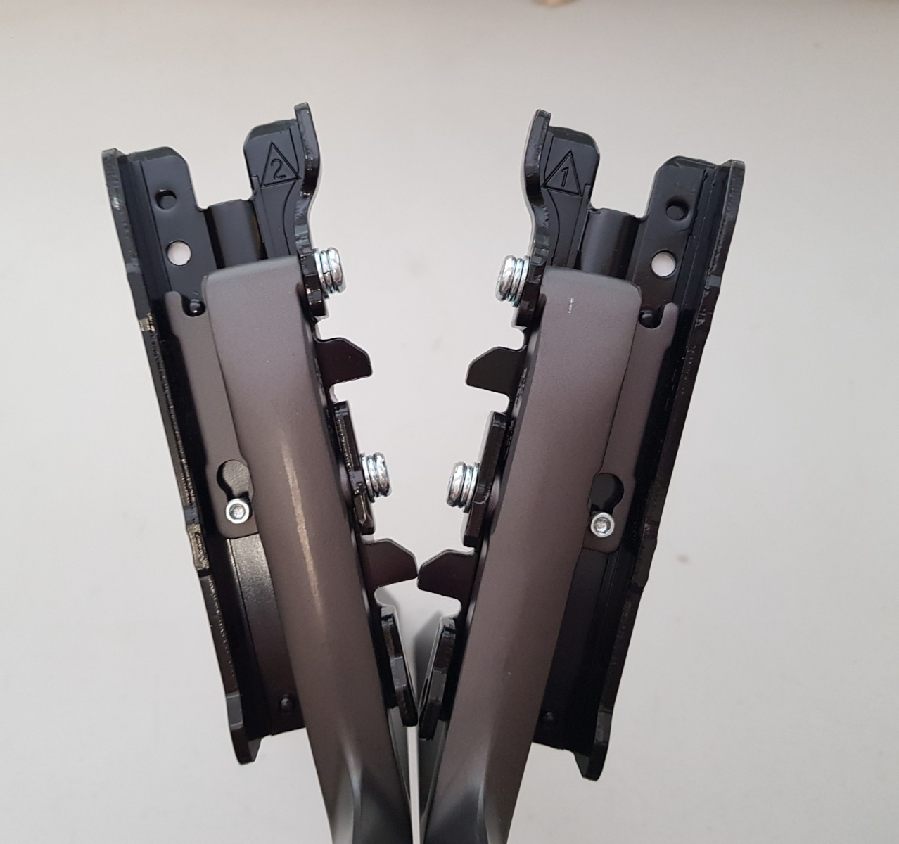 GENUINE SONY XR 55X90L L&R FEET