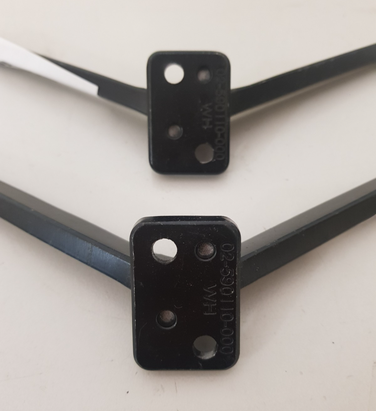 GENUINE TCL 43P6US L&R FEET