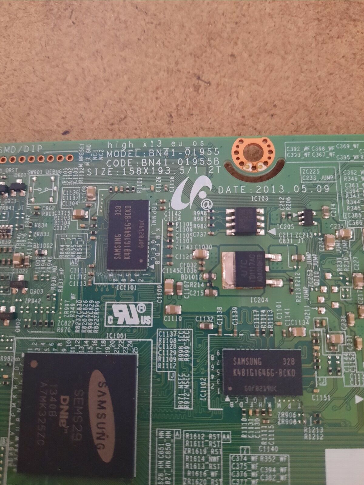 GENUINE SAMSUNG UA32F4000 Main Board - BN94-06780M
