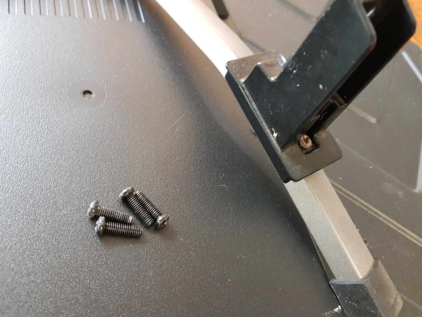 GENUINE JVC LT-55NU50A STAND & SCREWS