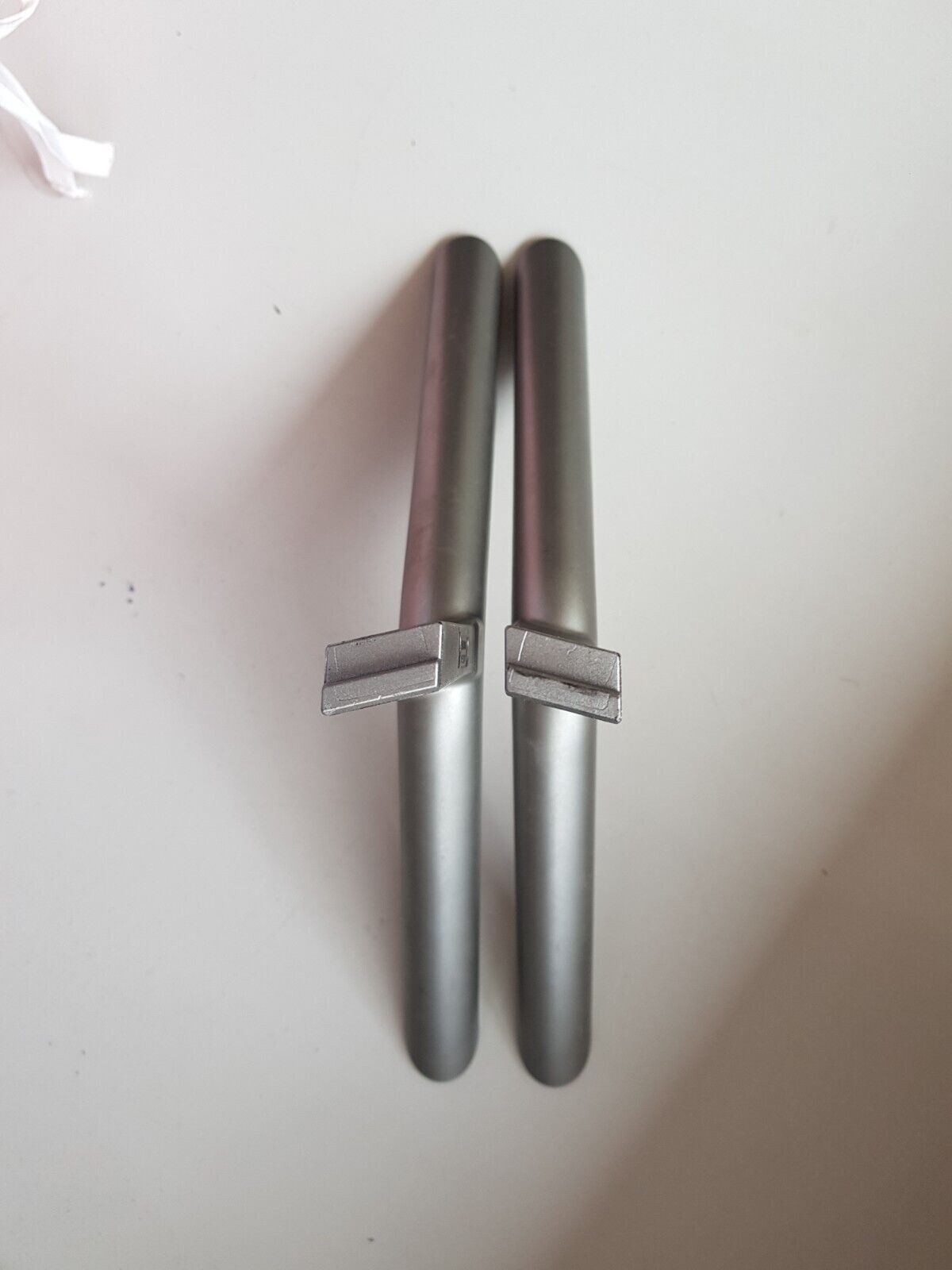 GENUINE TCL 50E5900US L&R FEET