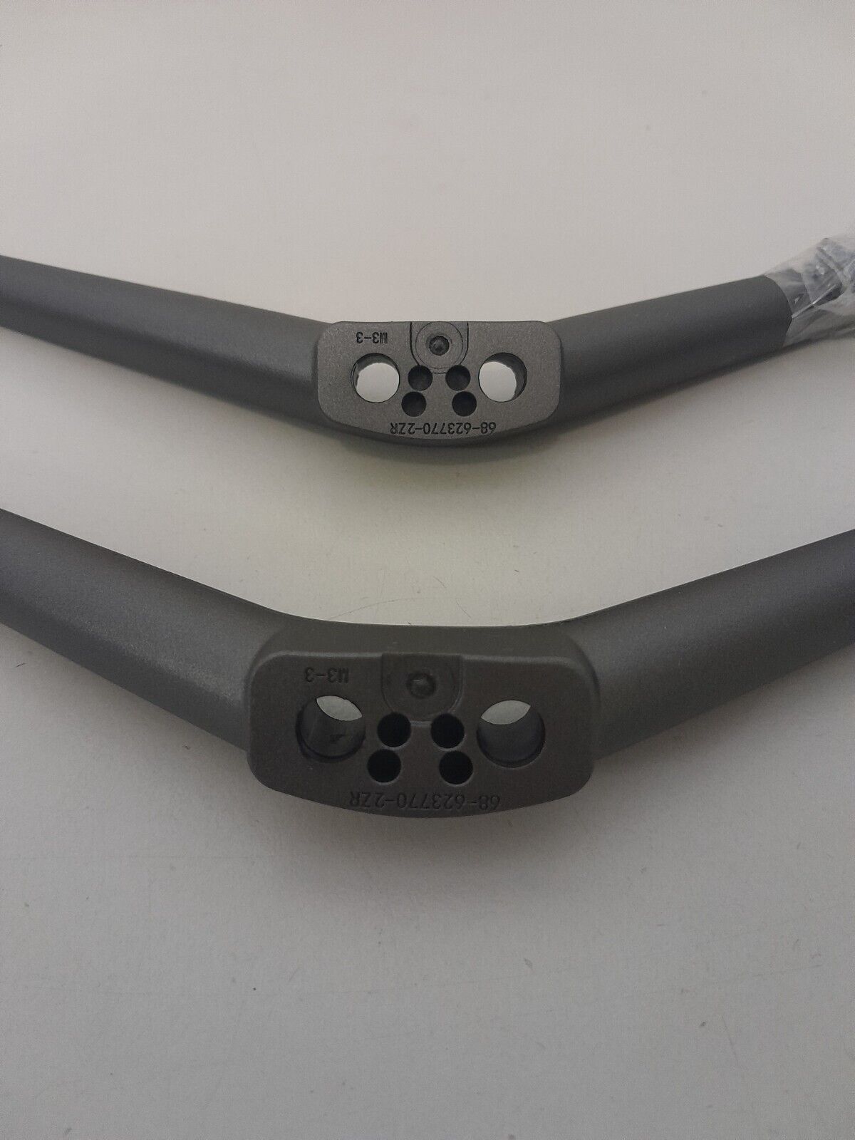 GENUINE TCL 55P745 L&R FEET & SCREWS