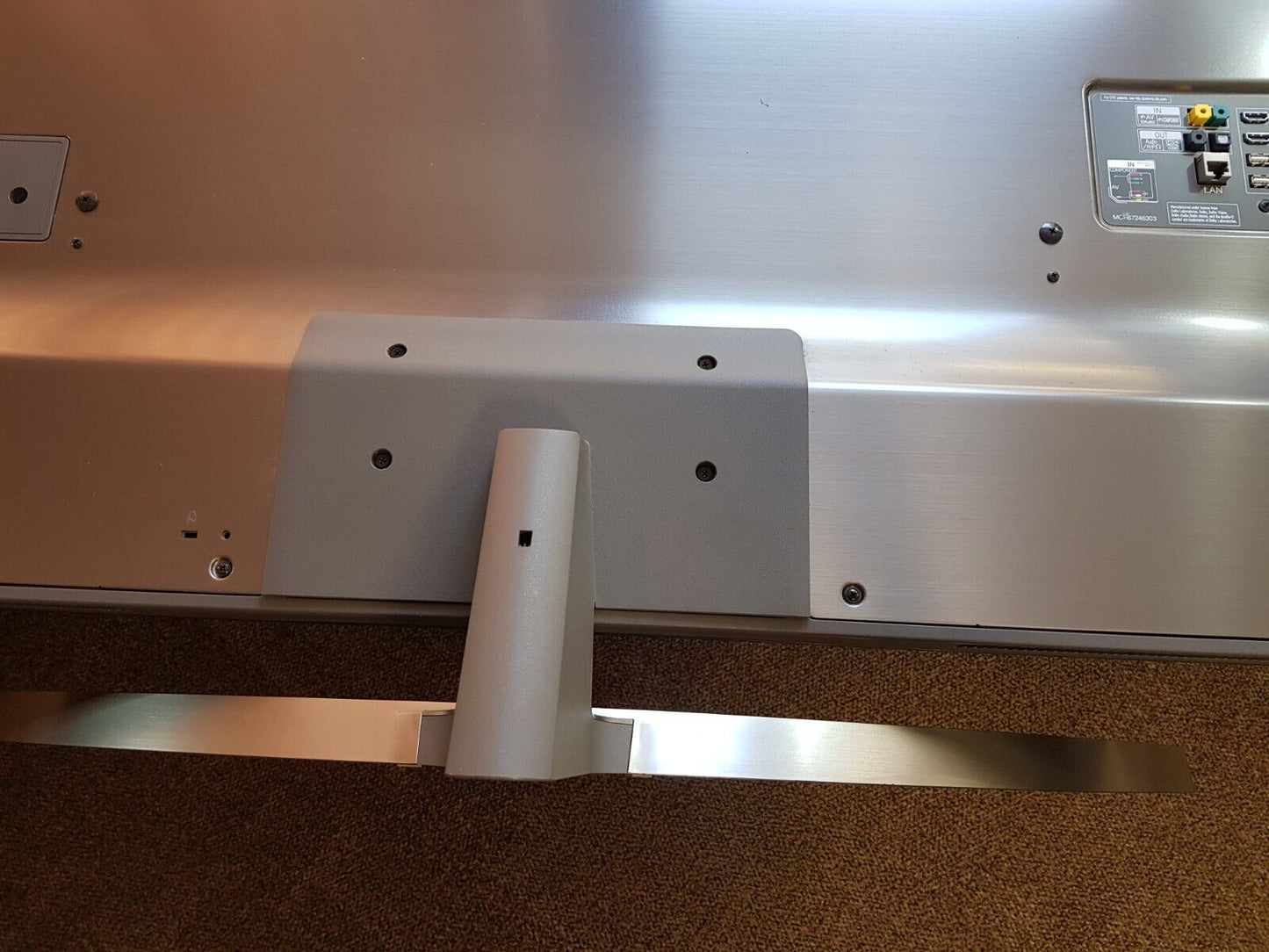GENUINE LG 75SK8000PTA STAND & SCREWS