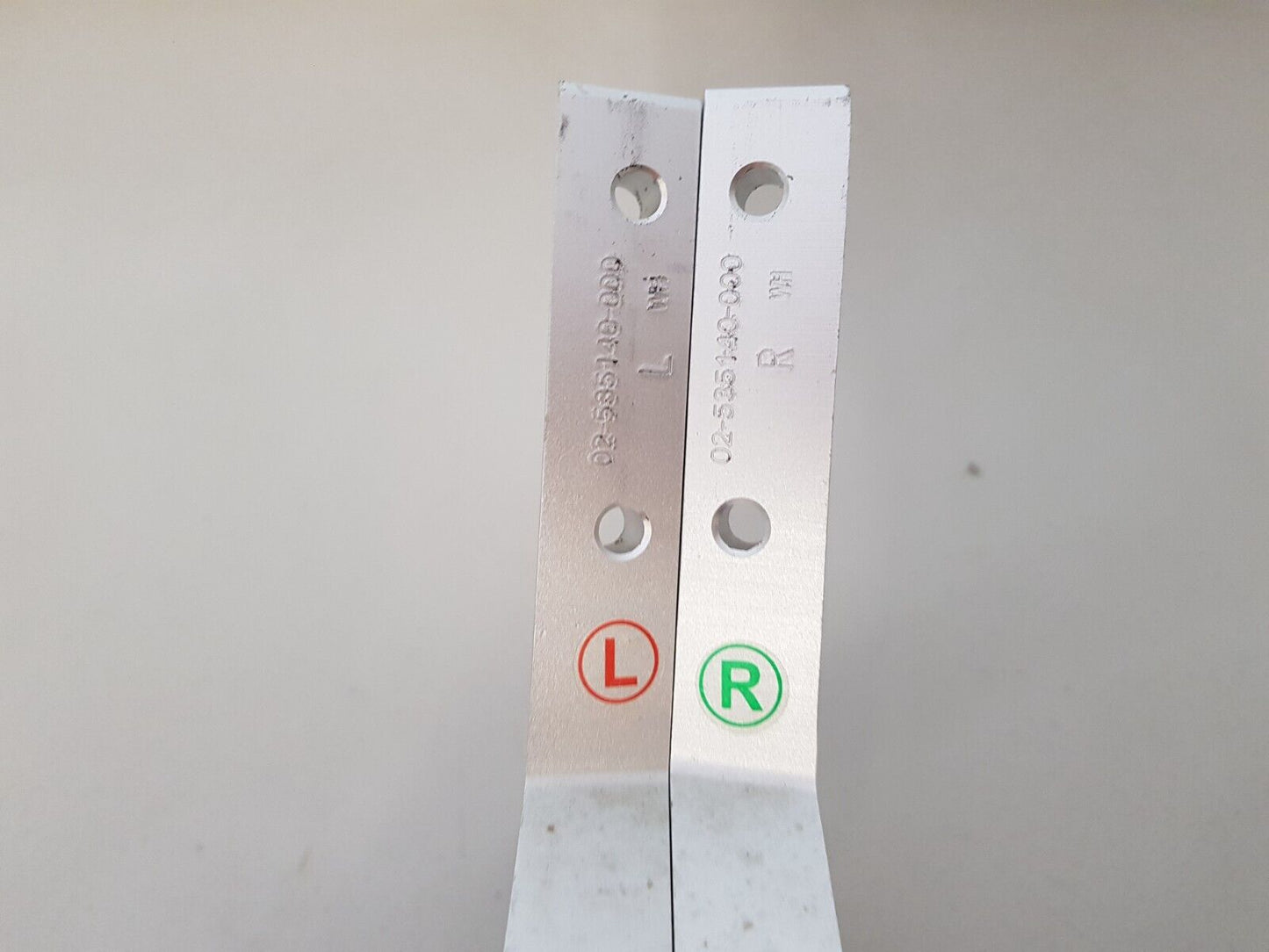 GENUINE TCL U55E5800FS L&R FEET