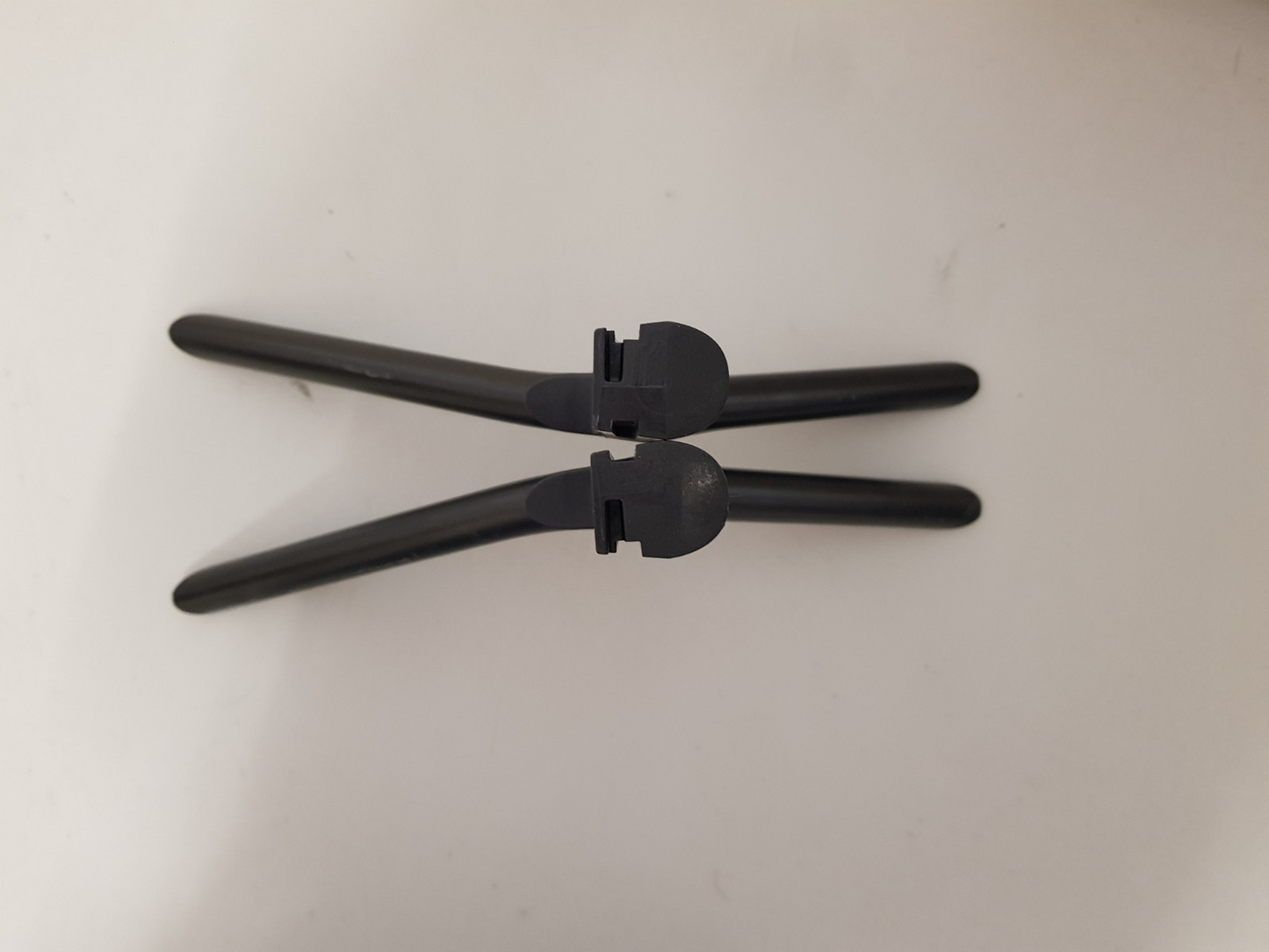GENUINE SAMSUNG UA65NU7100 L&R FEET