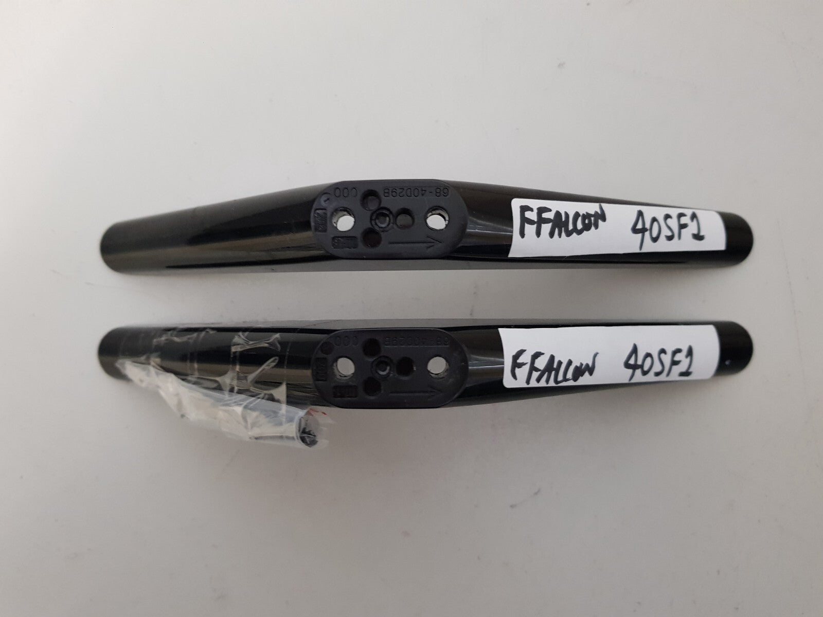 GENUINE FFALCON 40SF1 L&R FEET & SCREWS