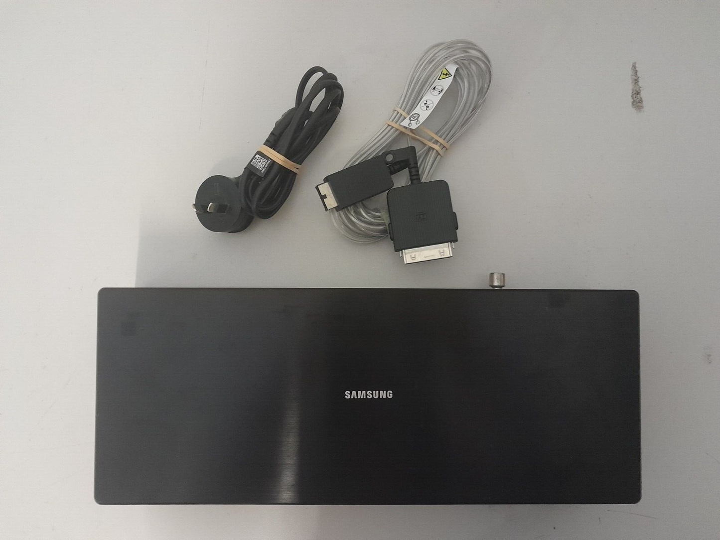 GENUINE SAMSUNG QA55LS03AAWXXY ONE CONNECT BOX & CABLE SOC1001BB
