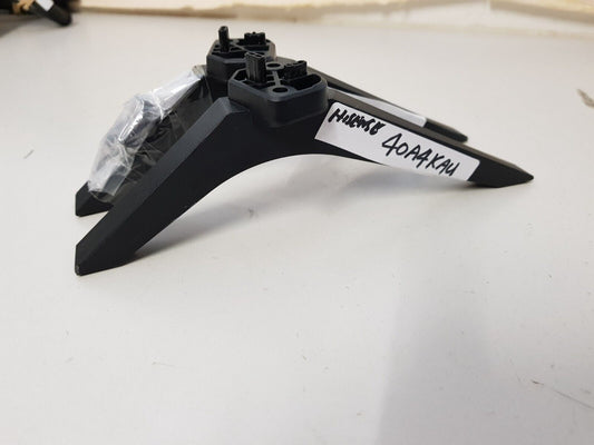 GENUINE HISENSE 40A4KAU L&R FEET & SCREWS