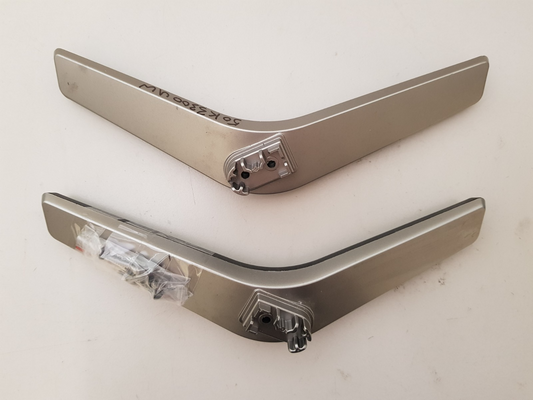 GENUINE HISENSE 50K3300UW L&R FEET & SCREWS