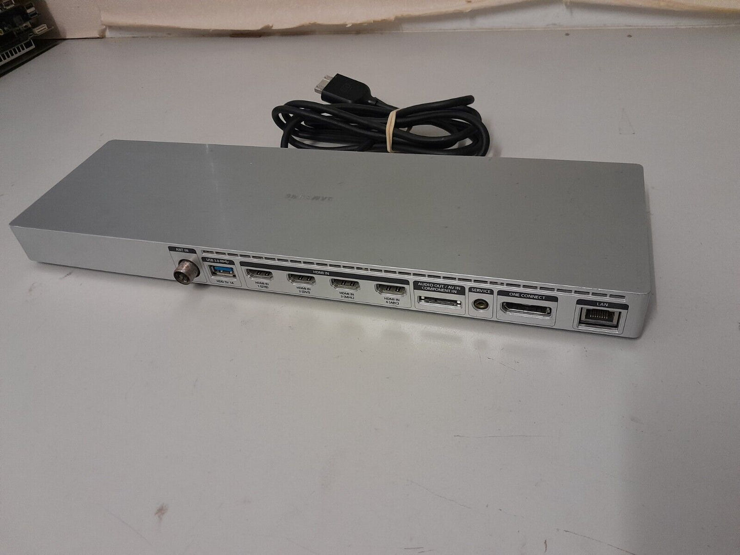 GENUINE SAMSUNG UA65JS9000 +OTHER JS SERIES ONE CONNECT & CABLE BN9408353E