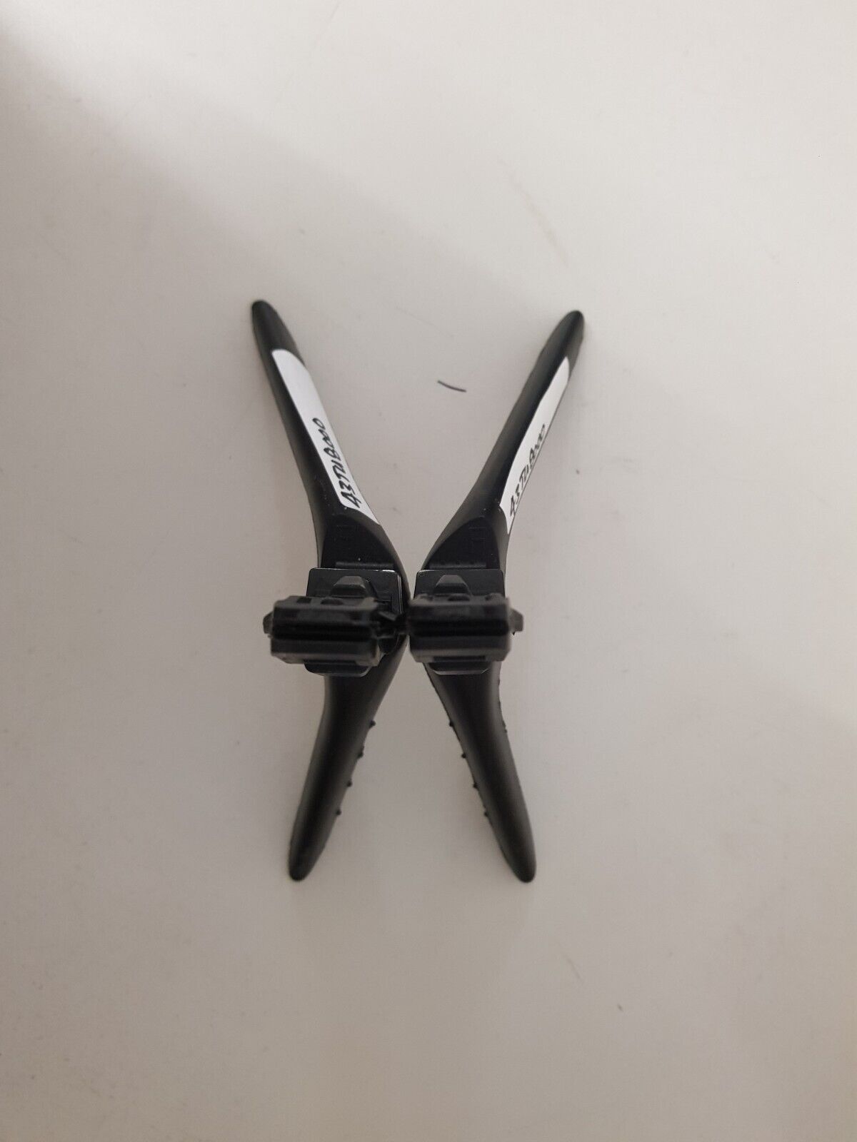 GENUINE SAMSUNG UA43TU8000 L&R FEET