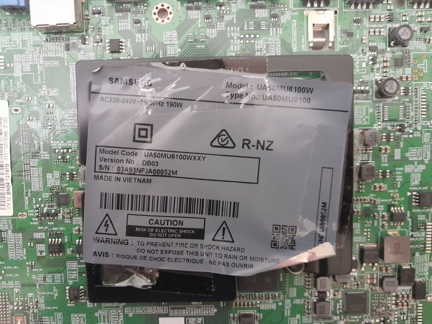 GENUINE SAMSUNG UA50MU6100 WXXY (VER DB03) MAIN BOARD BN94-12747B