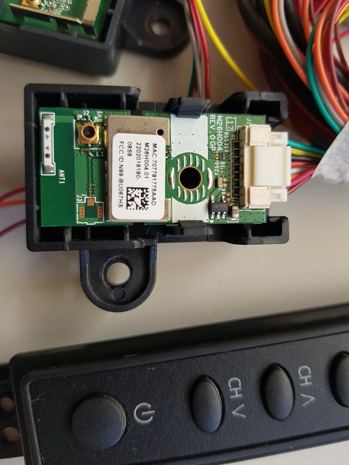 GENUINE HISENSE 60K390PAG ON/OFF BUTTONS, WIFI RF MODULE
