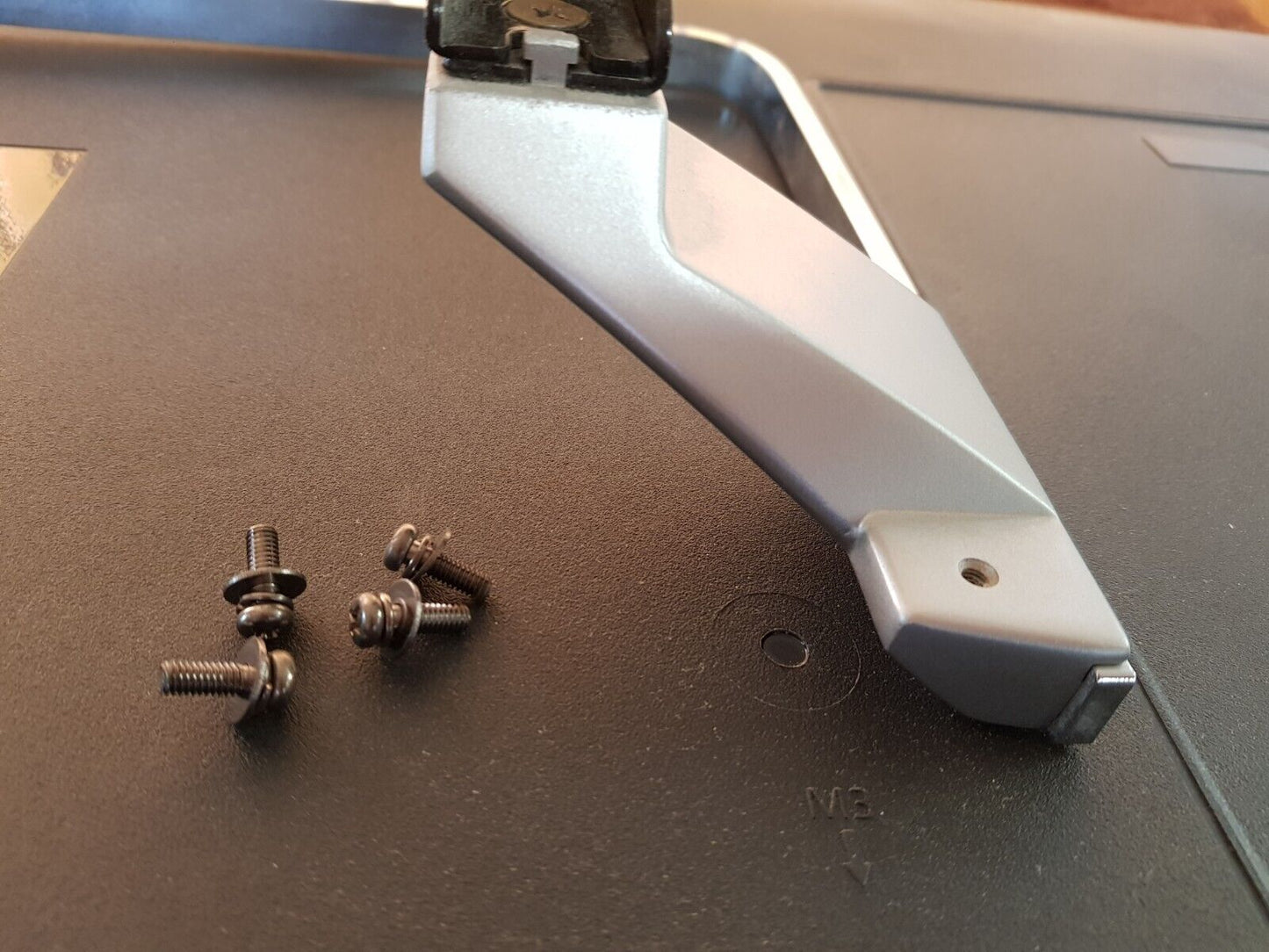 GENUINE PANASONIC TH-50AS700A STAND & SCREWS