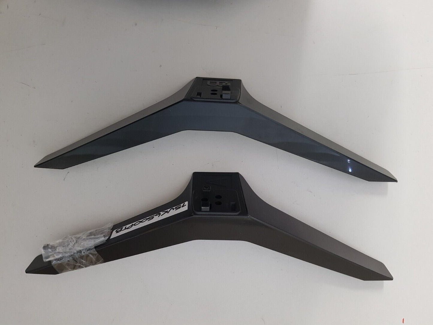 GENUINE LG 75UK6500PTB L&R FEET & SCREWS