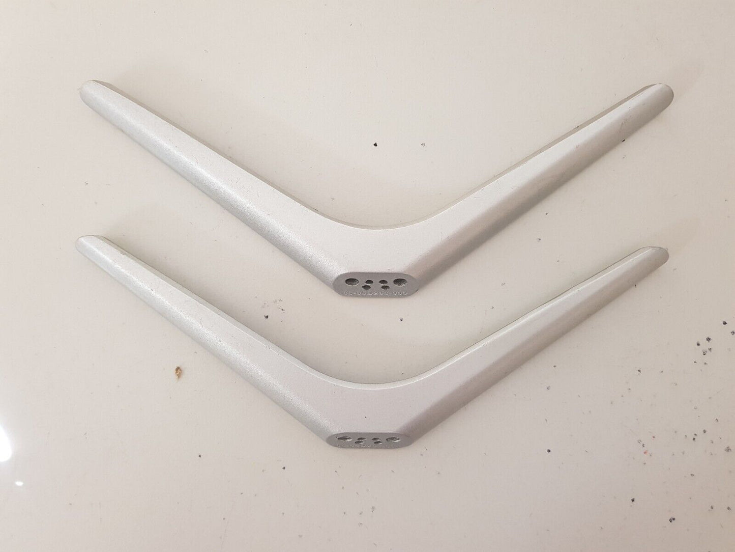 GENUINE TCL 65S401 L&R FEET