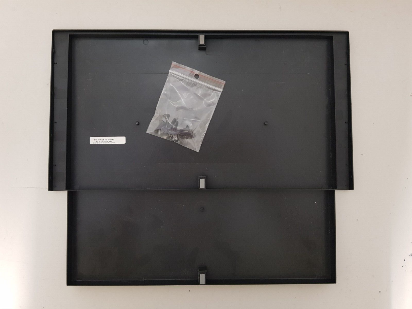 GENUINE SAMSUNG QN65Q70A L&R FEET BACKING PLATE & SCREWS BN63-19414A BN63-19401A