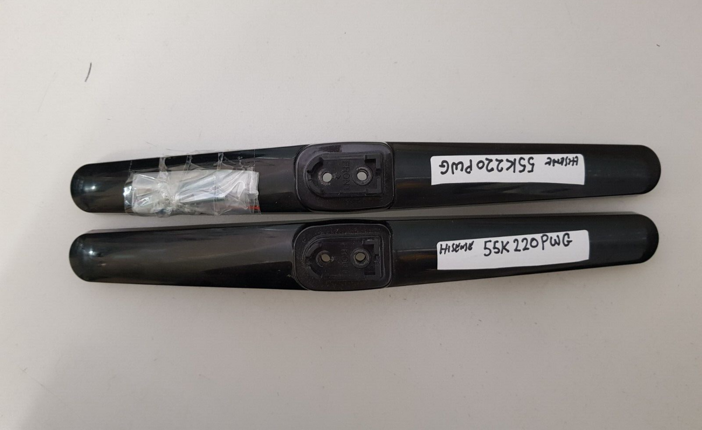 GENUINE HISENSE 55K220PWG L&R FEET & SCREWS