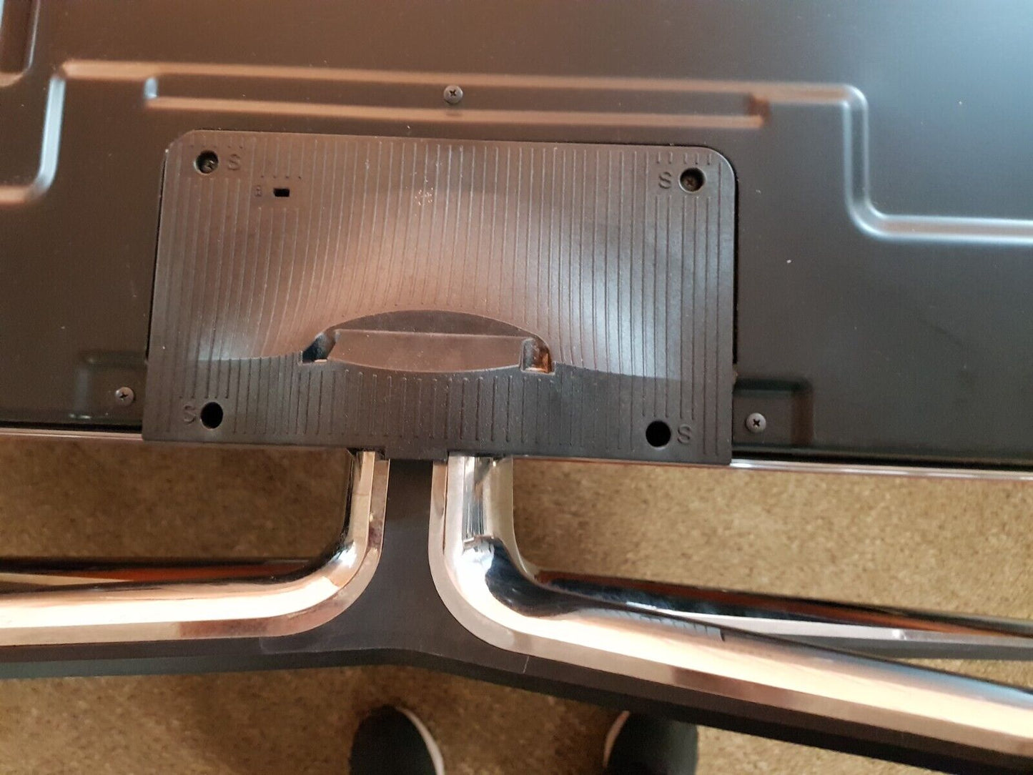 GENUINE SAMSUNG PLASMA PS60E8000 STAND & SCREWS