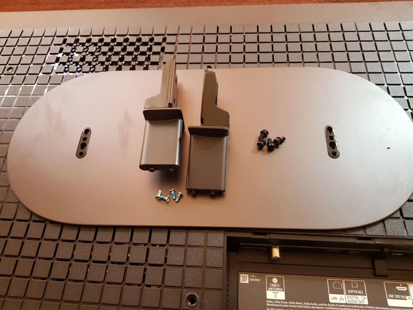 GENUINE SONY XR-48A90K STAND & SCREWS (SOME ASSEMBLY REQUIRED)