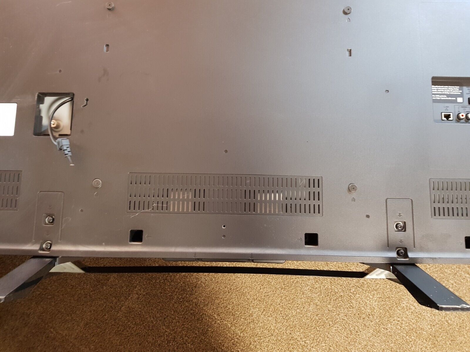 GENUINE SONY KD- 60X6700E STAND & SCREWS