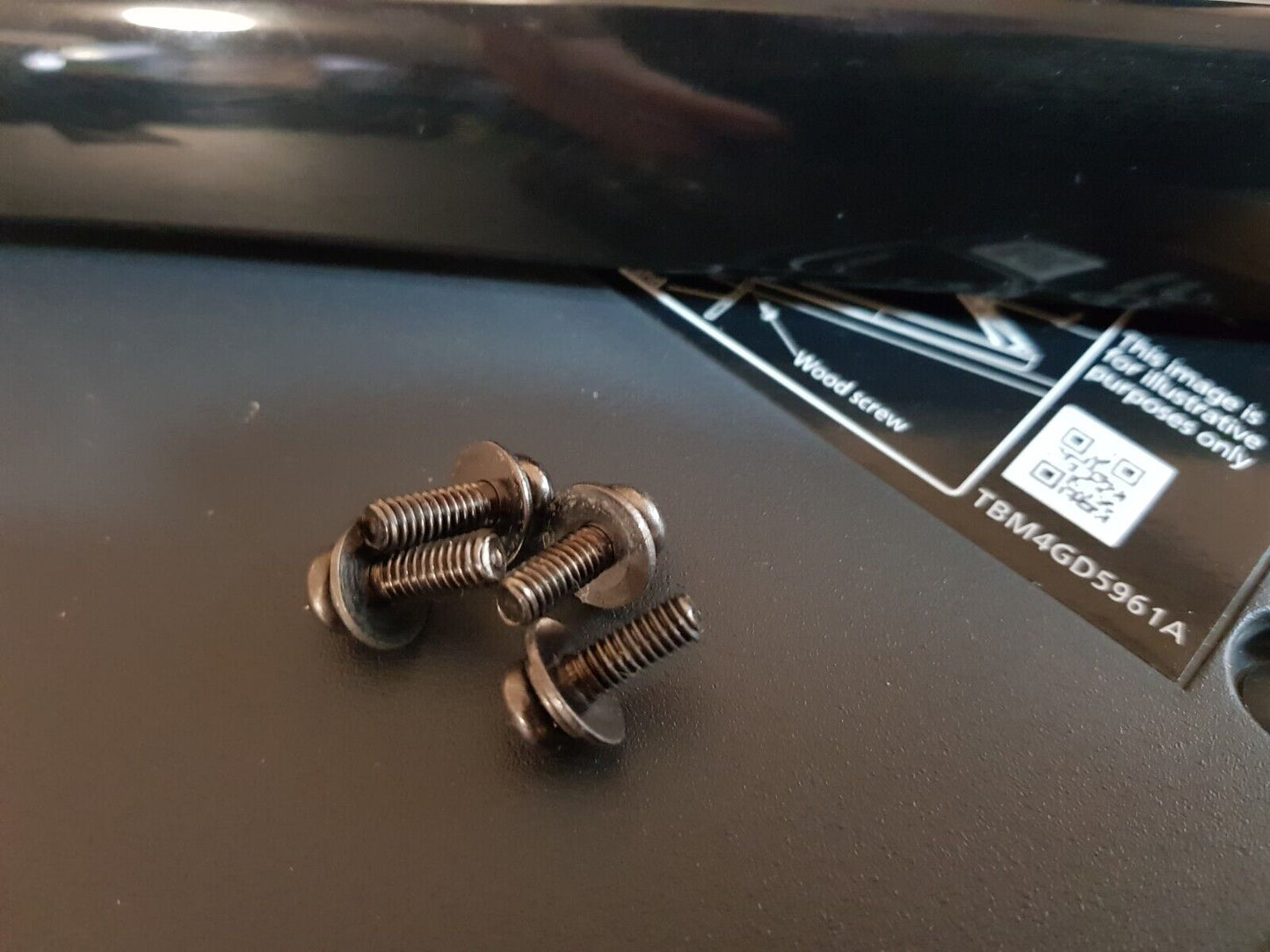 GENUINE PANASONIC TH-40C400A STAND & SCREWS
