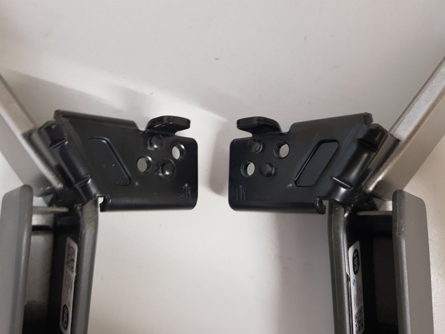 GENUINE SONY 49X8000G L&R FEET & SCREWS